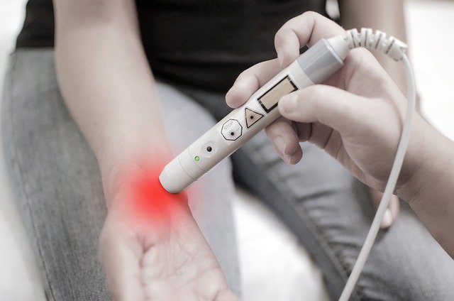 Wrist doctor in Patchogue
